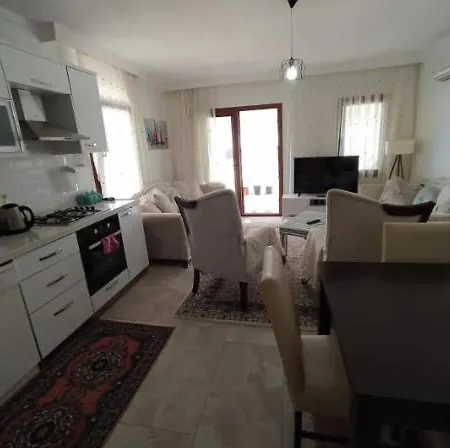 Datca'Da Bueyuek Genis Bahceli Cazip Ev Вилла *